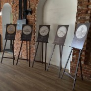 Фотовыставка памятных монет «Истории Победы» фотографии