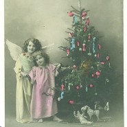 Выставка «Старинные часы и рождественские открытки» фотографии