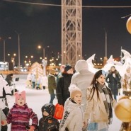 Открытие Ледового городка в Мега Екатеринбург фотографии