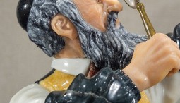 Выставка «Не игрушки»