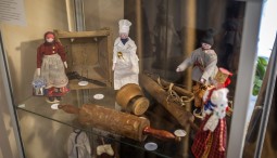 Выставка «Мастера Урала»