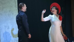 Спектакль «24 часа из жизни женщины»