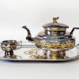 Выставка «История одного экспоната: кофейный сервиз»