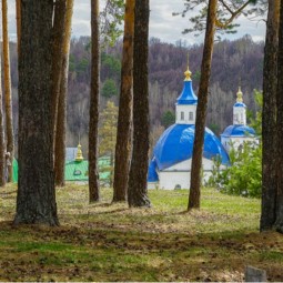 Фотовыставка «Гармония храмов Урала»