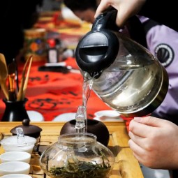 Китайский Новый год 2026 на главном катке Екатеринбурга