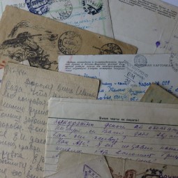 Фотовыставка фрагментов фронтовых писем на станции метро «Уральская»