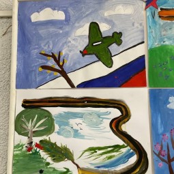 Выставка детских рисунков «День Победы»