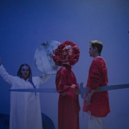 Спектакль «Ермаковы лебеди»