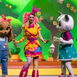 Ёлка телеканала Мульт. Живые краски