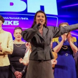 Весенний марафон юмора: четвертьфиналы Лиги КВН «ЕКБ»