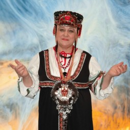 Выставка «Карнавал прекрасных дам»