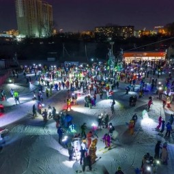«Светящаяся гора» 2025 на Уктусе