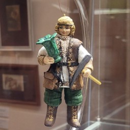 Выставка «Самоцветные сказки»