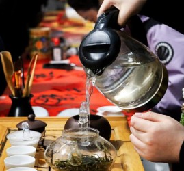 Китайский Новый год 2026 на главном катке Екатеринбурга