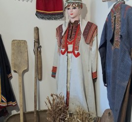Выставка «Народы Урала»
