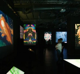 Выставка цифрового искусства NUR NOW x T2 «Страна. Связь. Технологии»