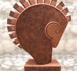 Выставка «Ход конем»