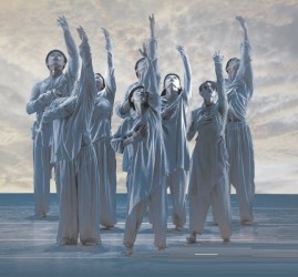 XieXin Dance Theatre с танцевальным шоу FROM IN (Китай)