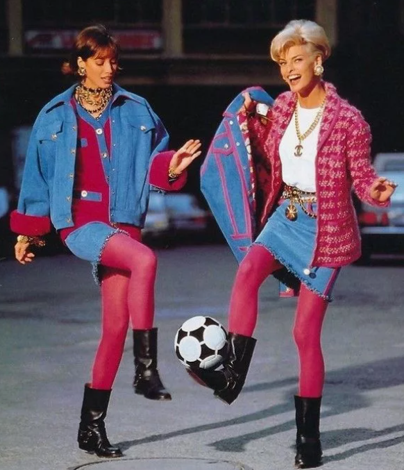 Лекция «Убийственно красиво: мода в России в 1990-е гг.»