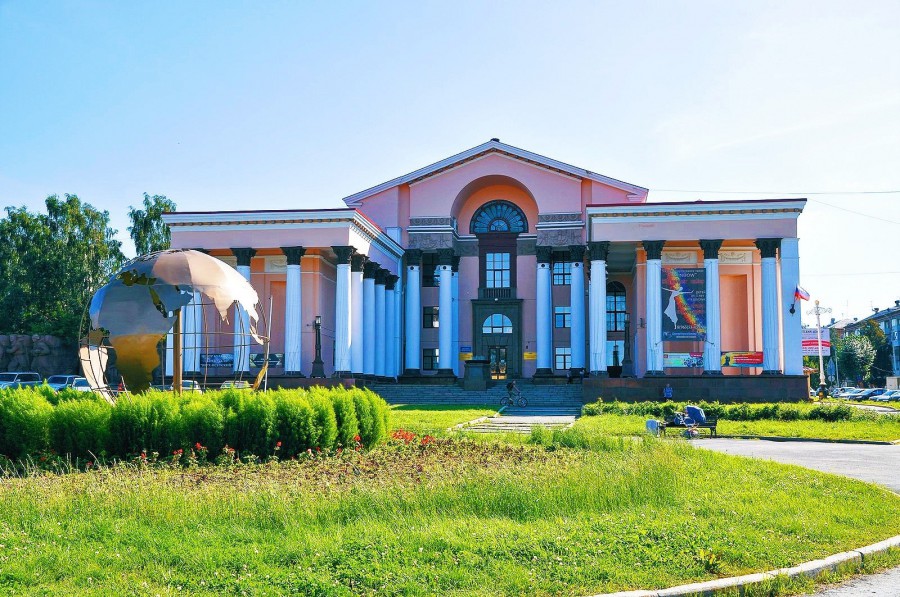 Центр культуры и искусств «Верх-Исетский»